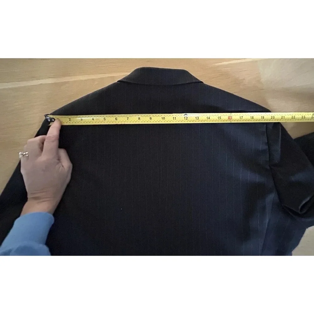 Men's Sport Coat 100% Wool 42S Black Charcoal Pinstripe Stafford
